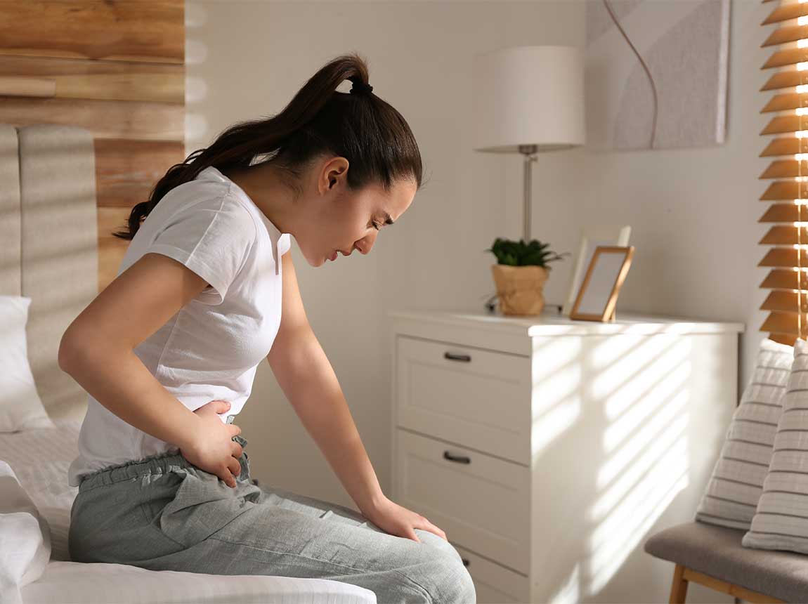 woman &ndash; abdominal pain