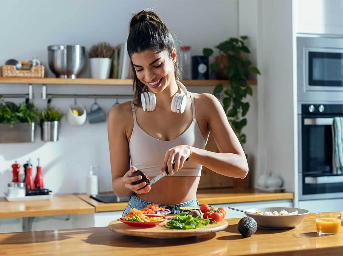 A woman in the kitchen &ndash; an anti-inflammatory diet