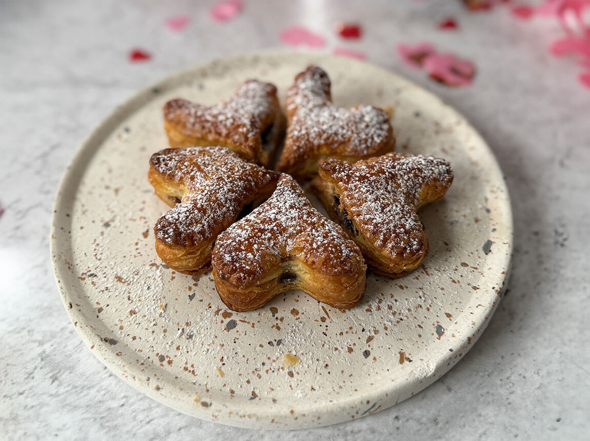 Valentine's Day cookies with chocolate and nut cream