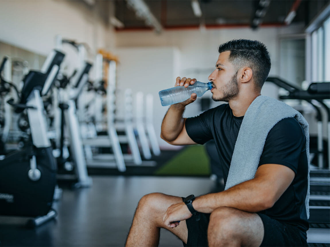 man - hydration during training