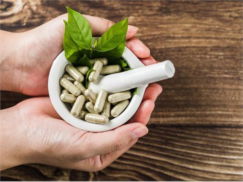 The best herbs for women – recommended natural herbal products