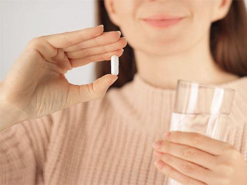 When should selenium be taken, in the morning or in the evening?