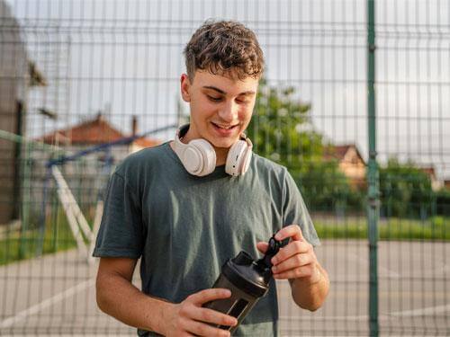 Can teenagers use nutritional supplements?